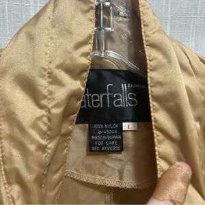 Vintage Waterfalls rainwear L